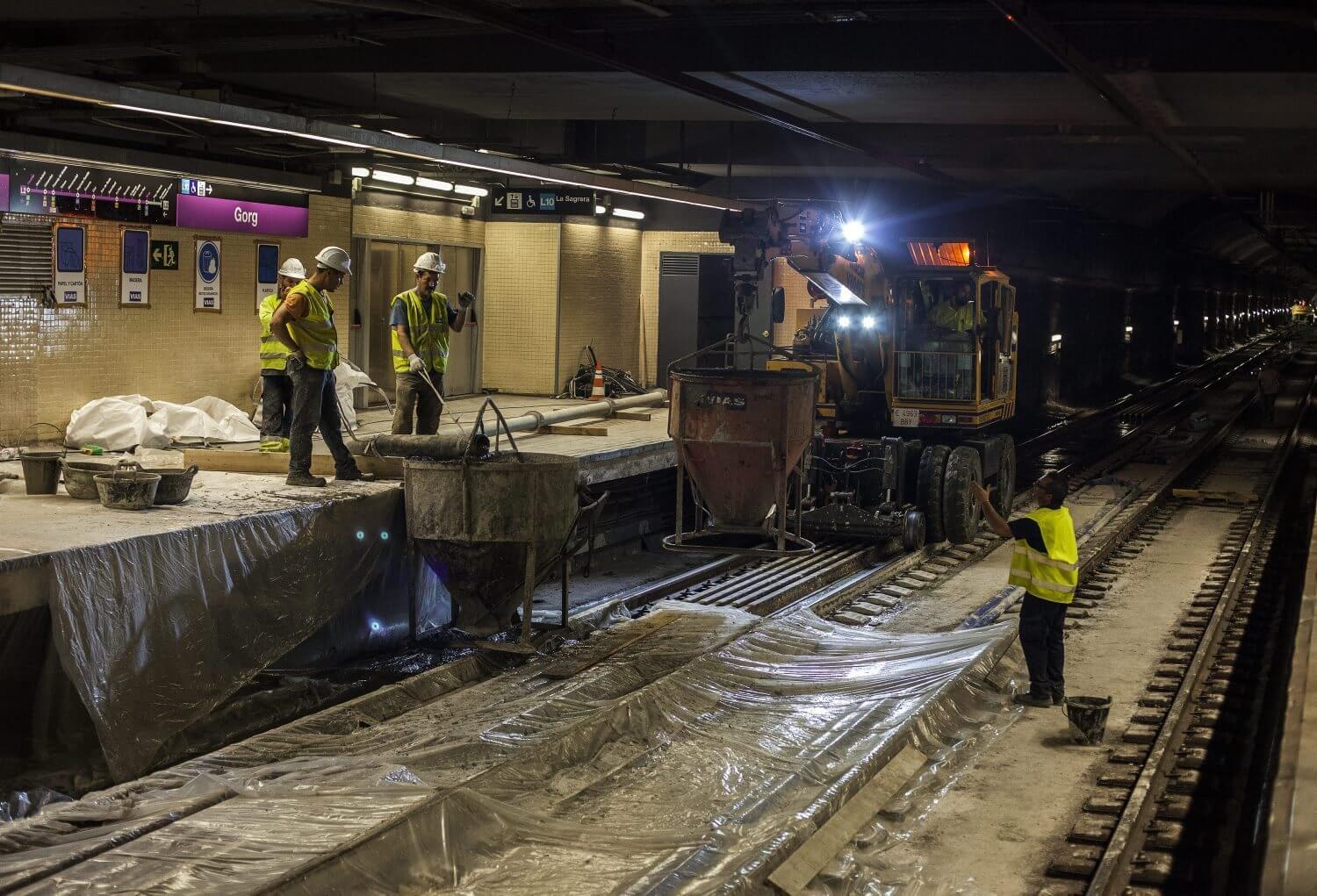 L2-Badalona-lestacio-del-Gorg_1637246334_33504444_1500x1021