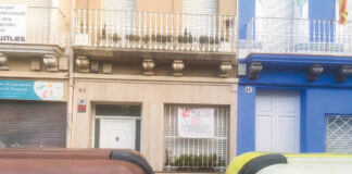 JxCat reclama la retirada dels 14 contenidors fixos de la plaça del Sol