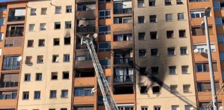 3 morts i 29 ferits en l’incendi d’un edifici a Sant Roc