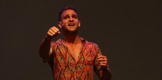 Arriba a Badalona, Homeless. El musical social