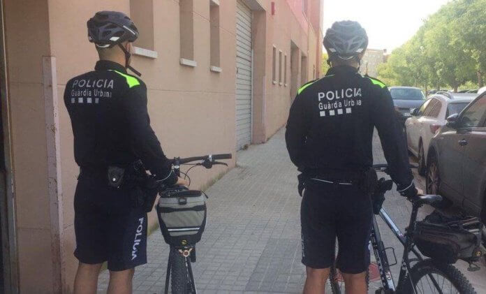 CB3C2189-F49C-4B43-B58C-26FB2B0167DD