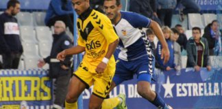 El CF Badalona perd davant del Sabadell (1-0)