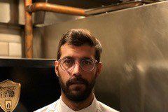 Marc Sánchez Figueras, badaloní xef del Mercat Little Spain a Nova York