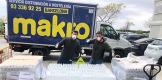 Una empresa de Montgat dona 7.500 ampolles al personal de Can Ruti