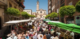 Arrop, castells i la festa a Baix a mar