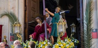 La Setmana Santa a Badalona s’omple de tradició amb la processó més antiga de Catalunya