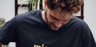 Reinvidiquen la paraula “micaco” en una samarreta