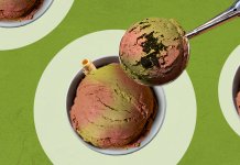 El gelat que triomfa aquest estiu a Badalona és… de xocolata Dubai