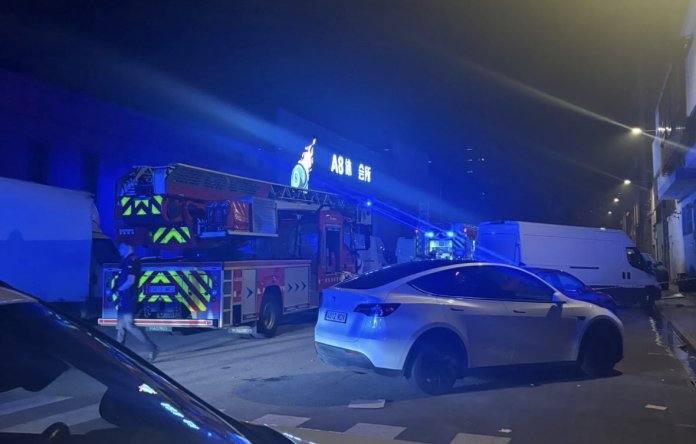 713CBFF3-A3F1-468C-A24D-9784724C6AA9