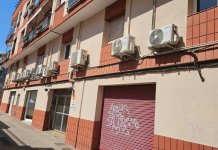 Veïns del carrer Torrebadal denuncien el soroll constant d’unes màquines d’aire condicionat de BSA