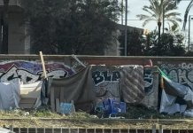 Creixen els assentaments a les vies del tren a Eduard Maristany