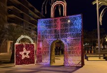 Badalona multiplica per 40 la despesa en llums de Nadal en sis anys