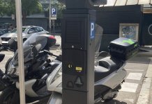 El govern del PP aprova en solitari una pujada del 25% de la zona blava en un ple extraordinari