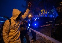 El col·lectiu del B9 denuncia un desallotjament “inhumà”